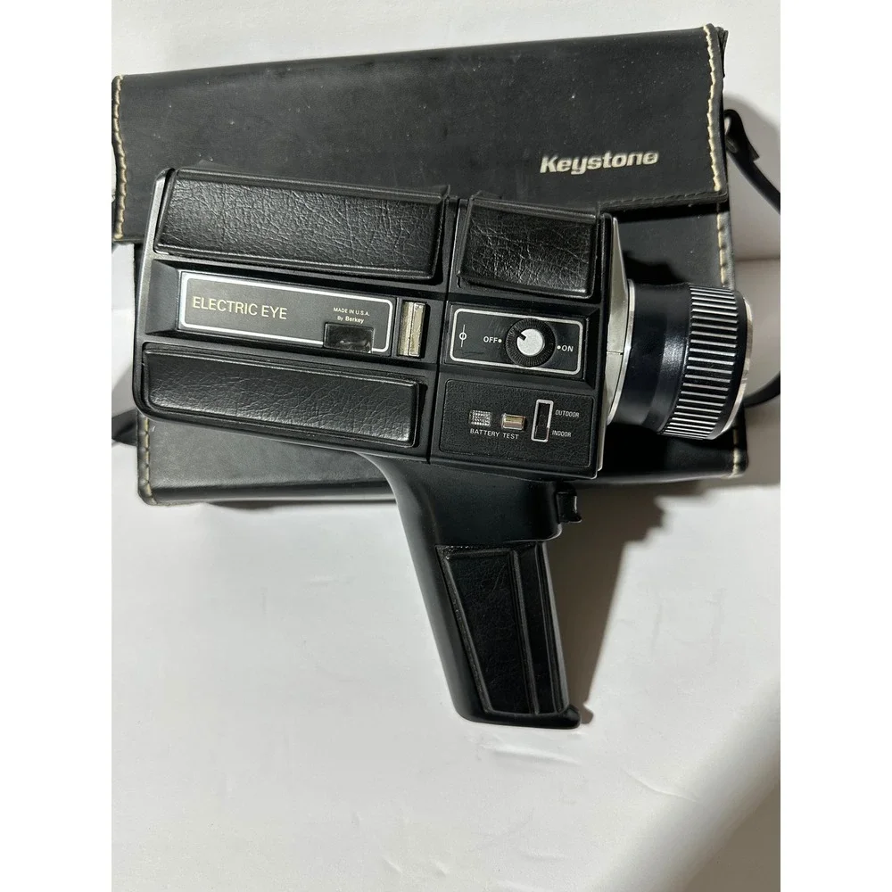 Vintage Keystone XL204 Electric Eye Movie Camera with Case Untested parts only